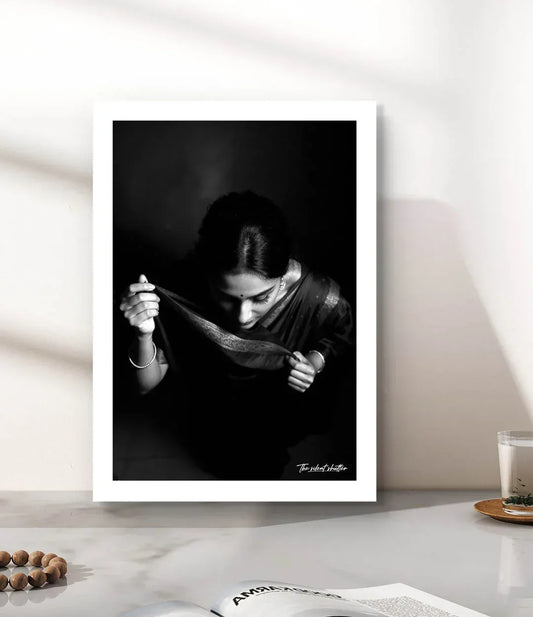 Secret View - The Silent Shutter