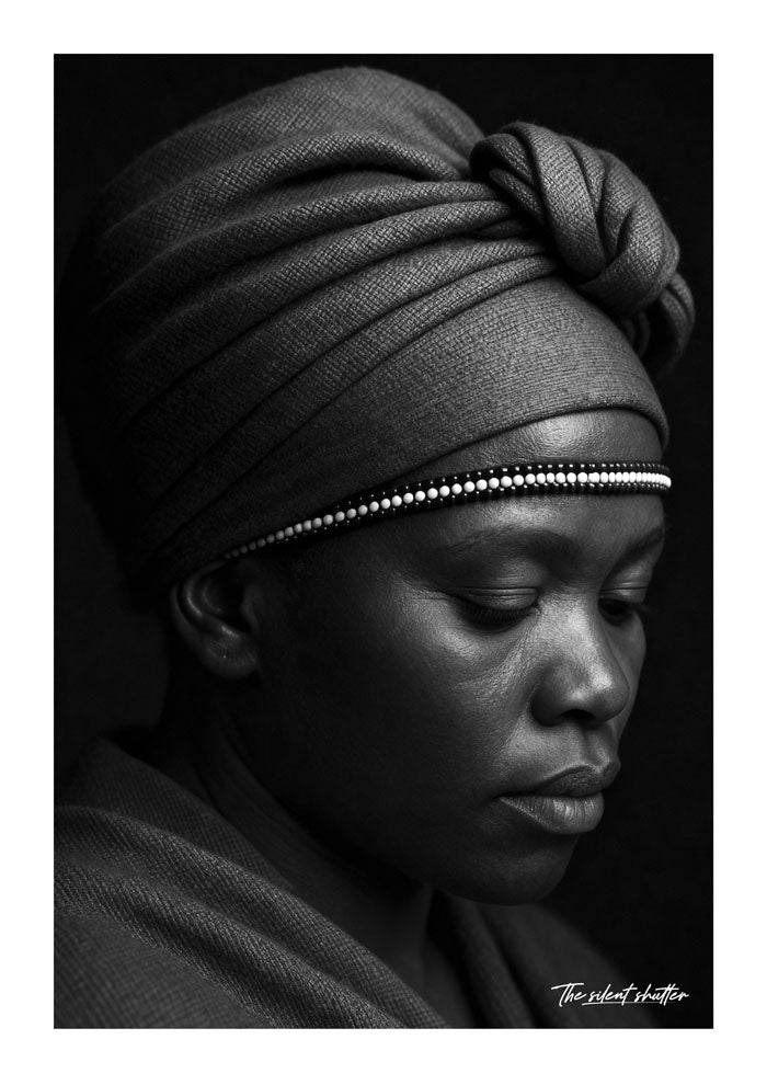 Headscarf Focus - The Silent Shutter