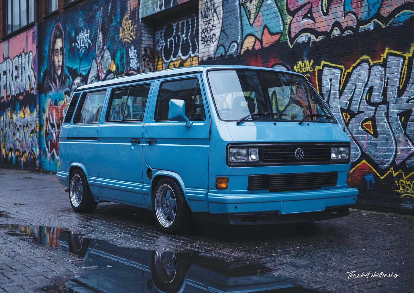 VW Caravelle Blue Reflections