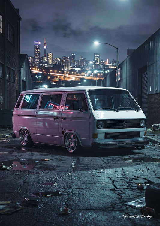 VW Caravelle White Alley