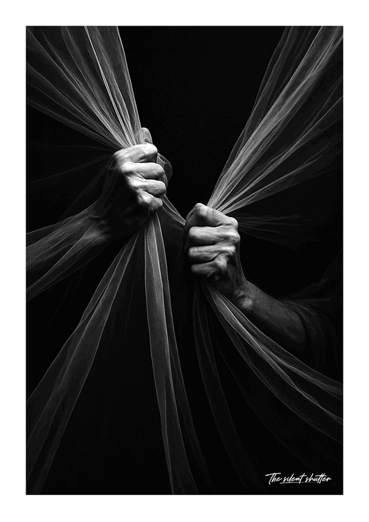 Veils in Tension - The Silent Shutter
