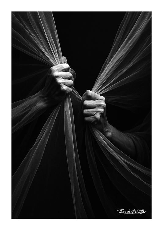 Veils in Tension - The Silent Shutter