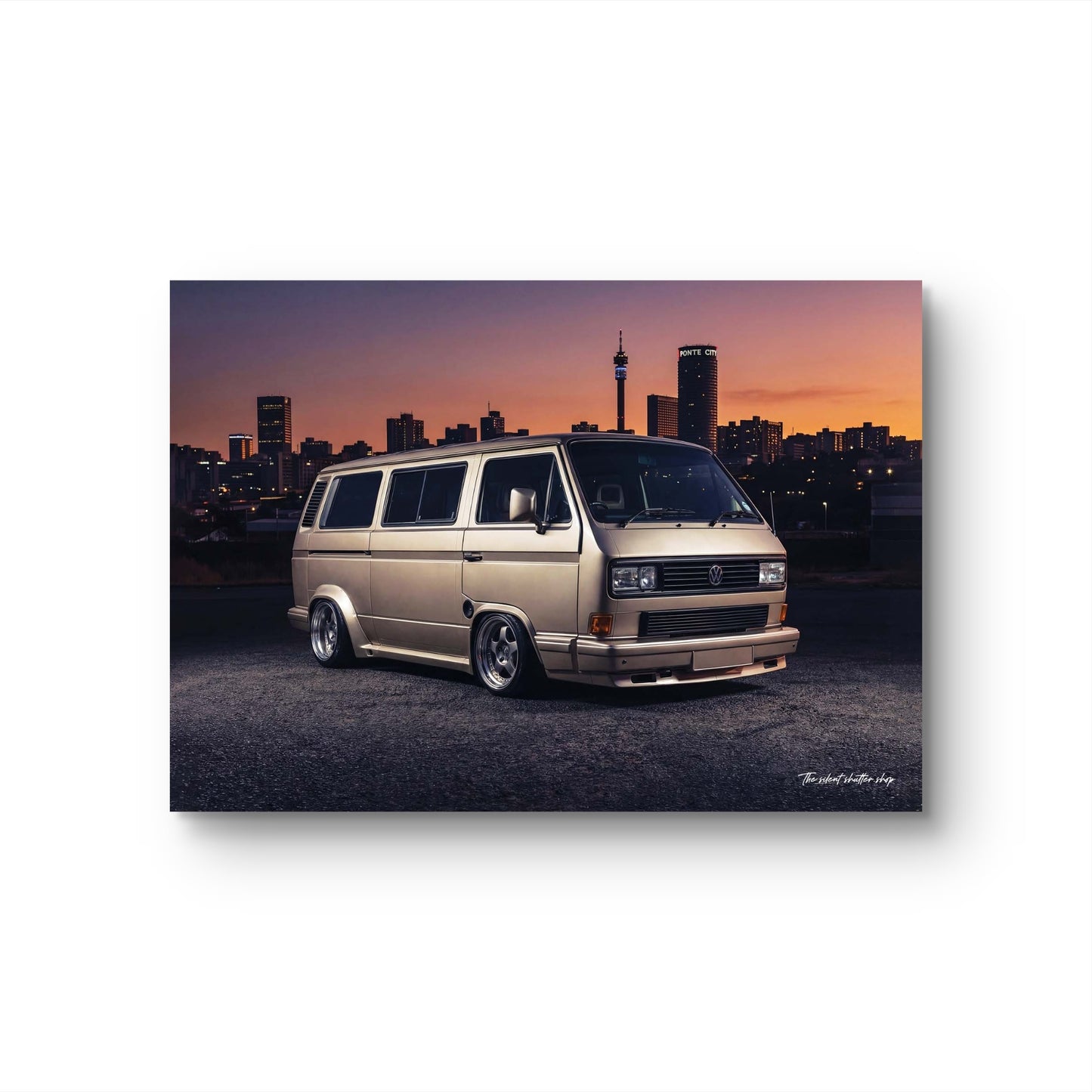 VW Caravelle Champagne Stance